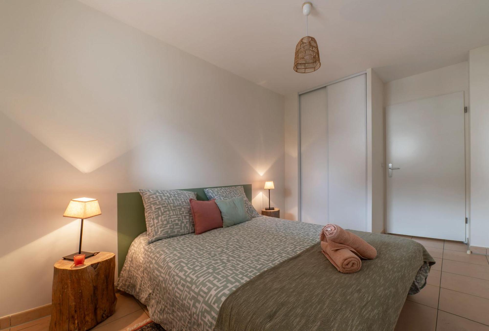 L'Eugenie - Appartement Design & Confort En Centre-Ville Vichy Luaran gambar