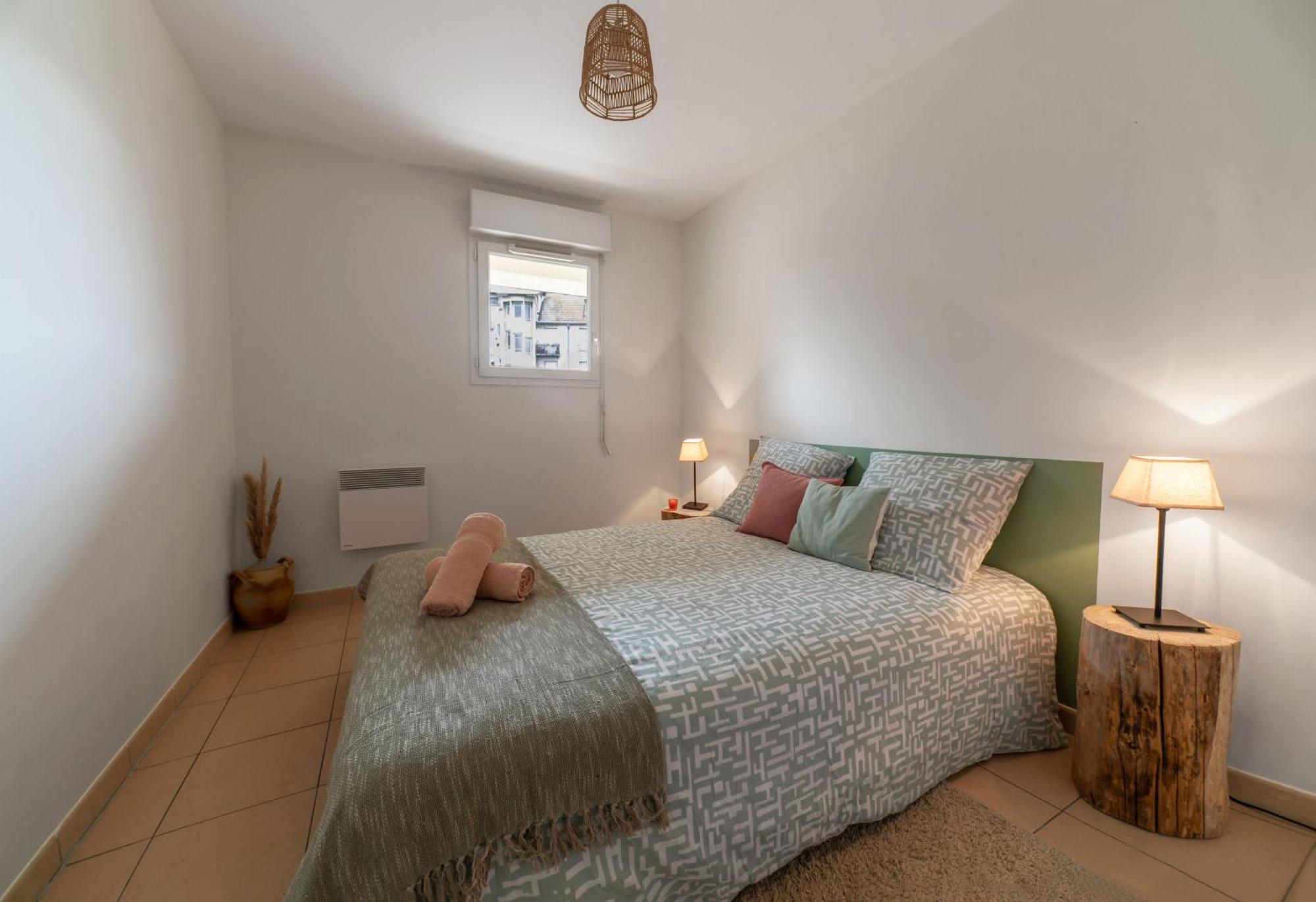 L'Eugenie - Appartement Design & Confort En Centre-Ville Vichy Luaran gambar