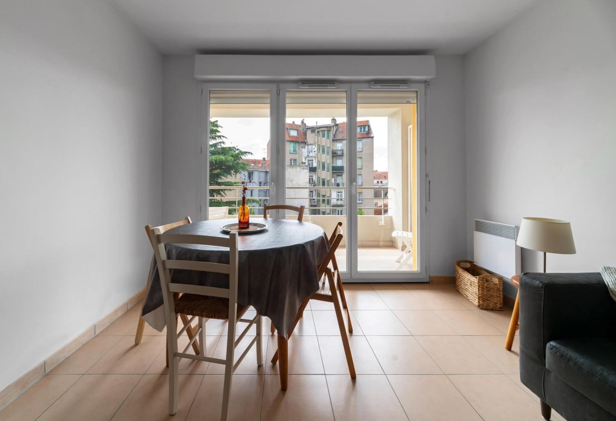 L'Eugenie - Appartement Design & Confort En Centre-Ville Vichy Luaran gambar